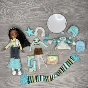 Vintage 2002 bratz winter wonderland sasha doll and accessories winter snow